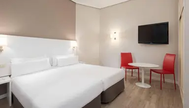 Madrid Gran Via 25 by Melia