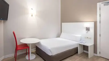 Madrid Gran Via 25 by Melia