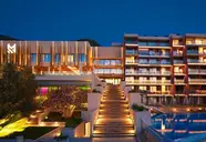 Maestral Resort & Casino