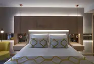 Maestral Resort & Casino