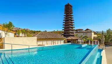 Magic Natura Animal, Water Park & Polynesian Lodge Resort
