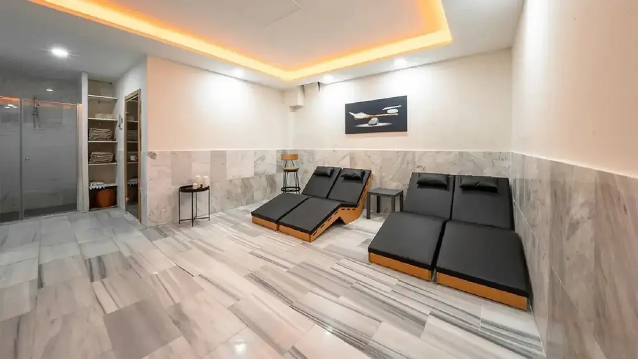 Maia Luxury Beach & Spa