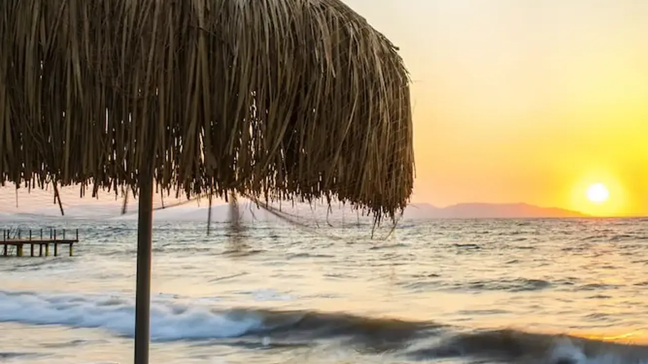 Maia Luxury Beach & Spa