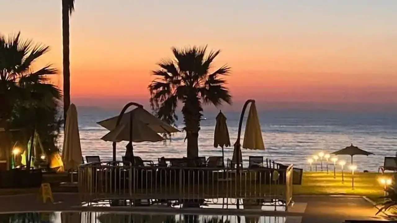 Maia Luxury Beach & Spa