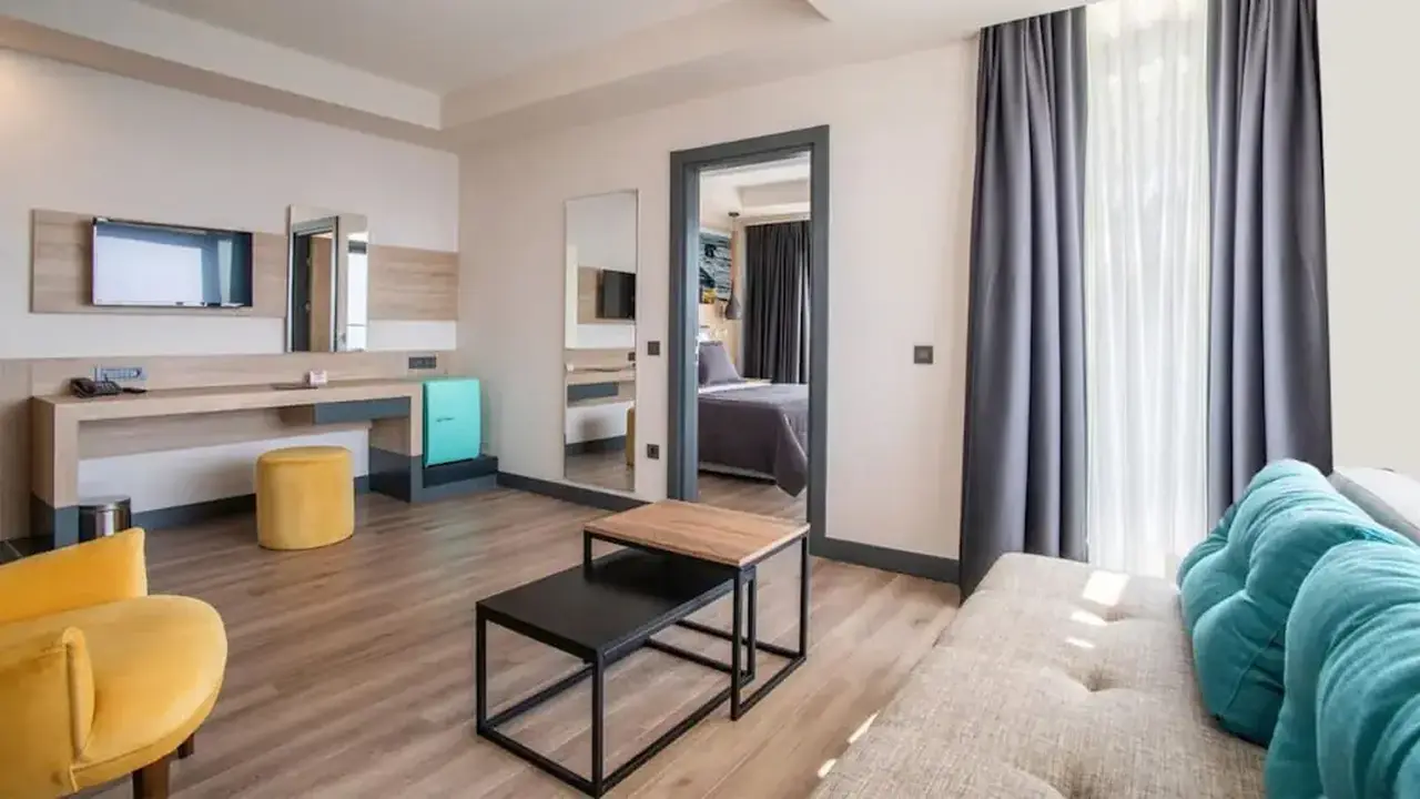 Maia Luxury Beach & Spa
