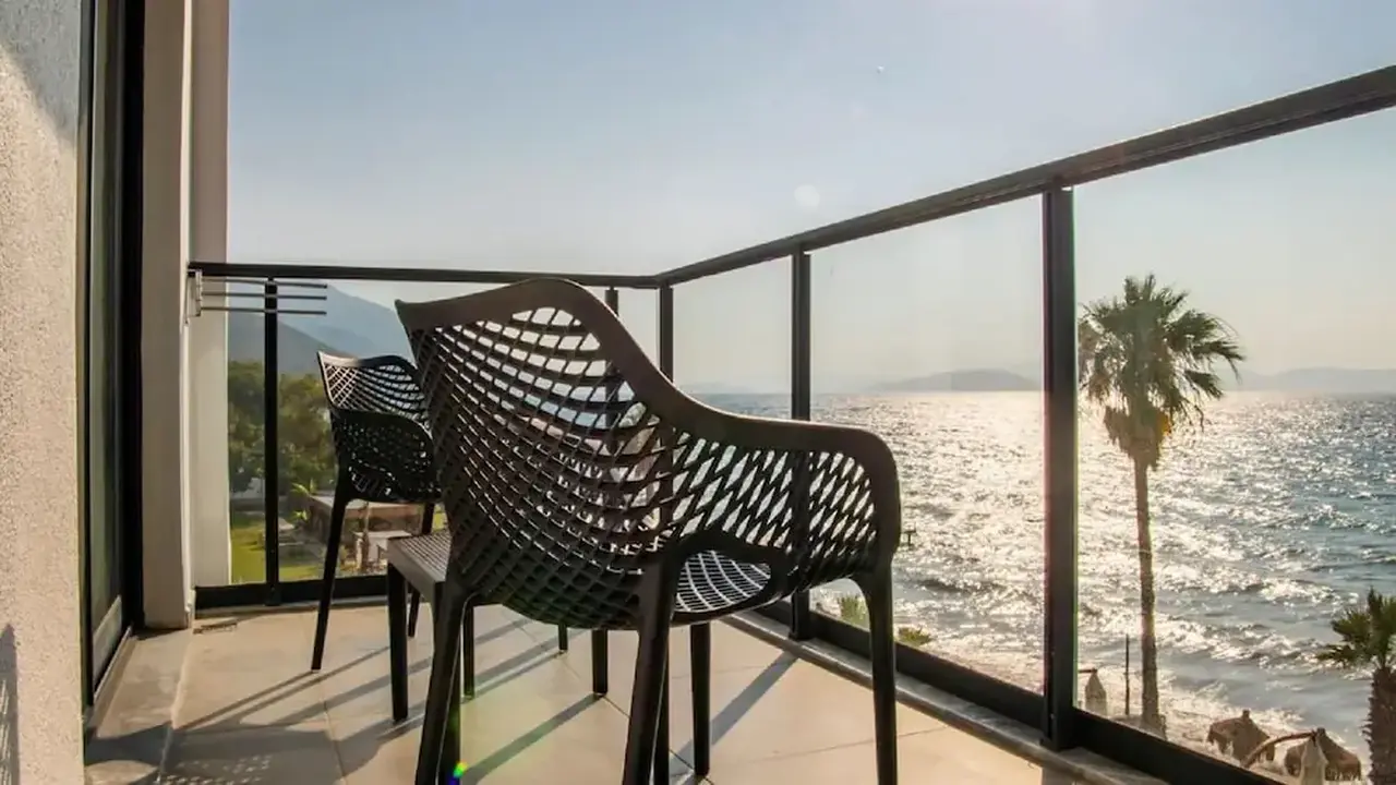Maia Luxury Beach & Spa