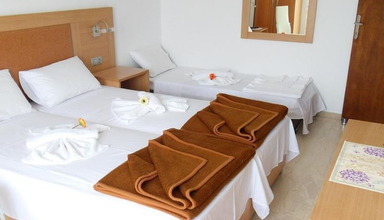 Maik Apartments