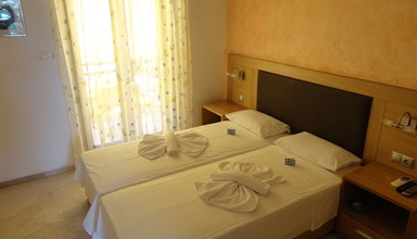 Maik Apartments