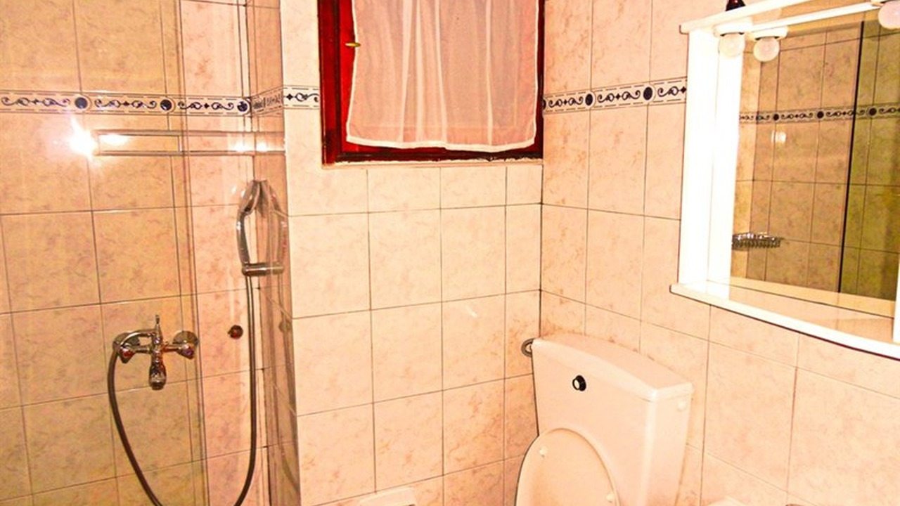 Maik Apartments