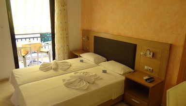 Maik Apartments