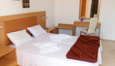 Maik Apartments