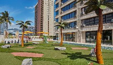 Maile Sky Court