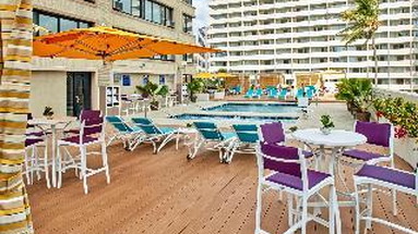 Maile Sky Court
