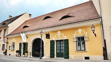 Maison Bistro & Hotel