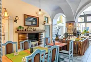 Maison Bistro & Hotel