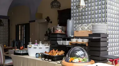 Maison Bistro & Hotel