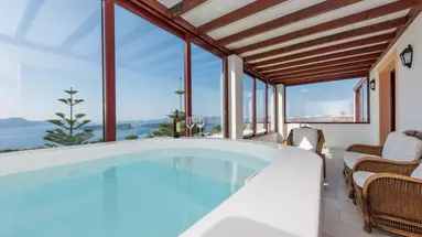 Maison Des Lys