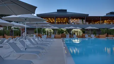 Maistra Select Amarin Resort