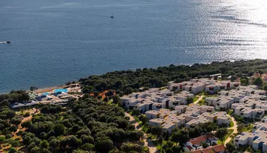 Maistra Select Amarin Resort