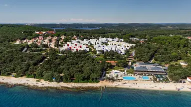 Maistra Select Amarin Resort