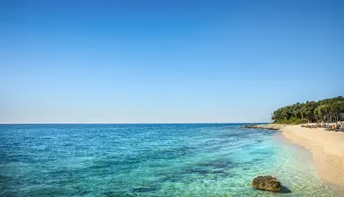 Maistra Select Amarin Resort