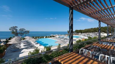 Maistra Select Amarin Resort