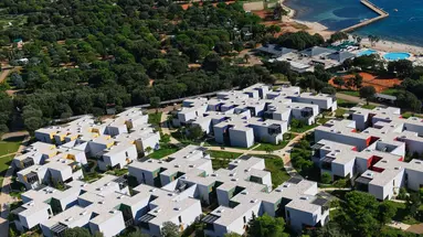 Maistra Select Amarin Resort