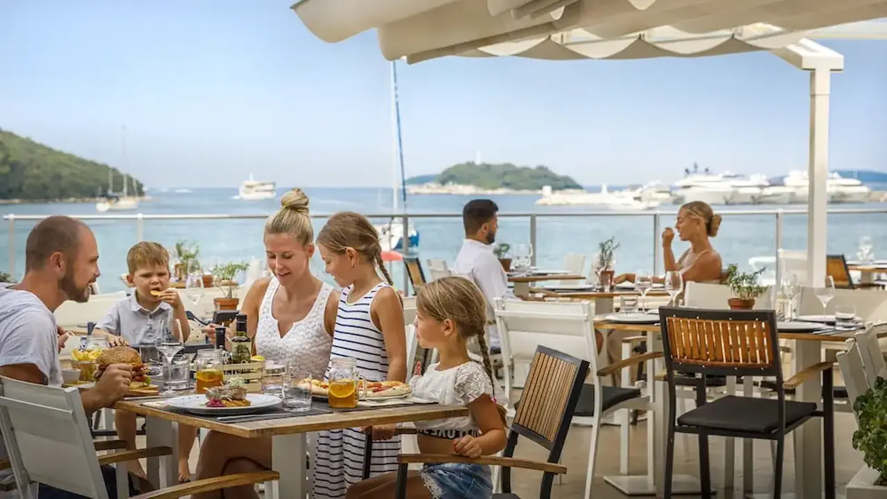 Maistra Select Riva Apartments