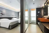 Maitria Sukhumvit 18