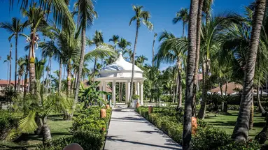 Majestic Colonial