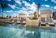 Majestic Elegance Costa Mujeres