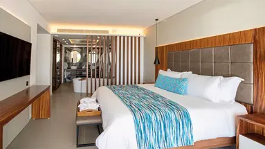 Majestic Elegance Costa Mujeres