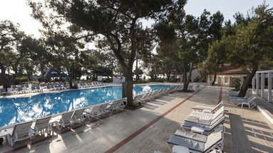 Majesty Club La Mer Art
