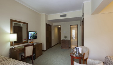 Majesty Club La Mer Art
