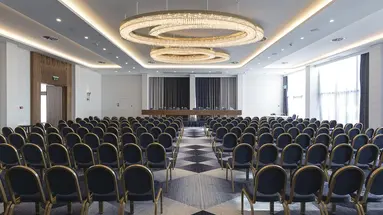 Makedonia Palace