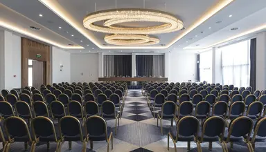 Makedonia Palace