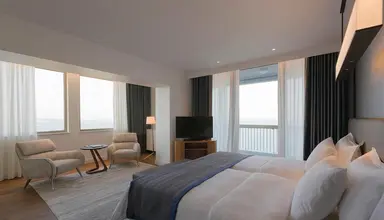 Makedonia Palace