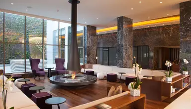 Makedonia Palace