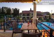 Makis Studios and Apartments