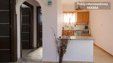Makis Studios and Apartments