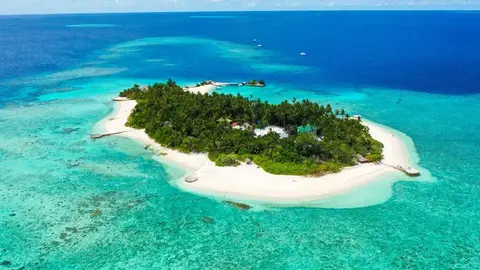 Hotel Makunudu Island