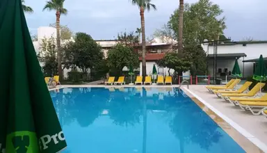 Malibu Resort