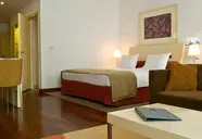 Mamaison Residence Diana