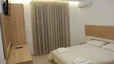 Mano