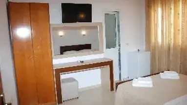 Mano
