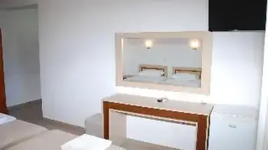 Mano