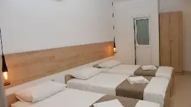 Mano