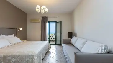 Manos Palace