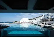 Manoulas Beach (Mykonos)