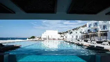 Manoulas Beach (Mykonos)